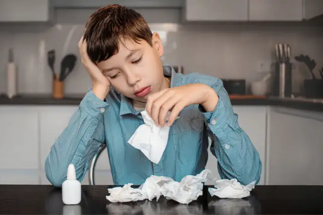 Pomarańczowy katar: przyczyny i objawy, które Cię zaskoczą