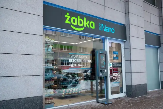 Do kogo należy sieć sklepów Żabka? Zaskakujące szczegóły o właścicielu