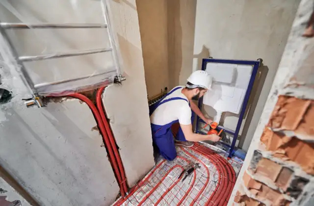 Ile trwa wymiana pionu w bloku? Poznaj czynniki wpływające na czas