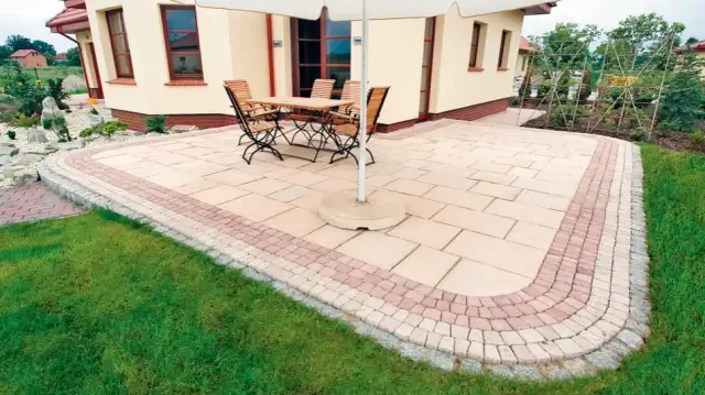 Ile kosztuje wybudowanie tarasu? Zobacz na co zwrócić uwagę przy budowie