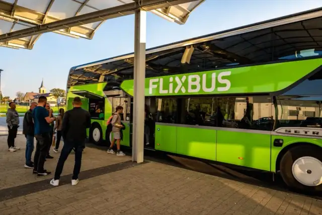 Flixbus: Gdzie odjeżdża mój autobus? Znajdź przystanek bez stresu!