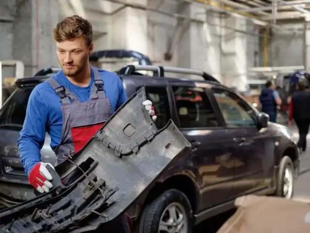 Jak skutecznie pomalować zderzak na czarno i uniknąć błędów