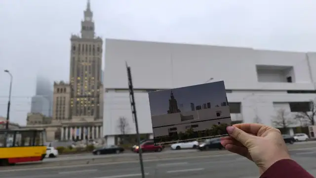 Praca w muzeum sztuki nowoczesnej: Jak zacząć i co Cię czeka?