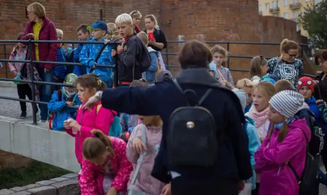 Czy wycieczki szkolne są obowiązkowe? Poznaj swoje prawa i obowiązki