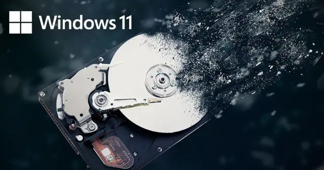 Dysk twardy rozpada się w pył pod logo Windows 11.