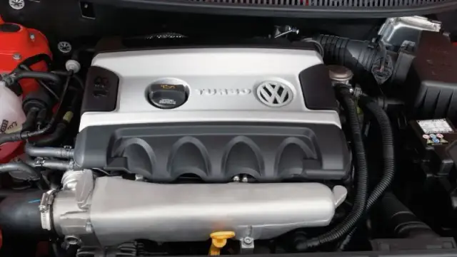 Które silniki benzynowe nie biorą oleju? Odkryj najlepsze modele