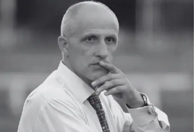 Maciej Kozłowski aktor: Jego niezwykła kariera i osobiste zmagania