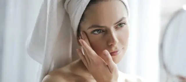 Co na pryszcze? Skuteczne metody, składniki i błędy do uniknięcia