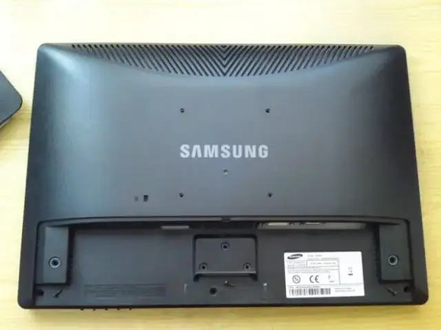 Jak naprawić monitor - poradnik samodzielnej naprawy krok po kroku 2025