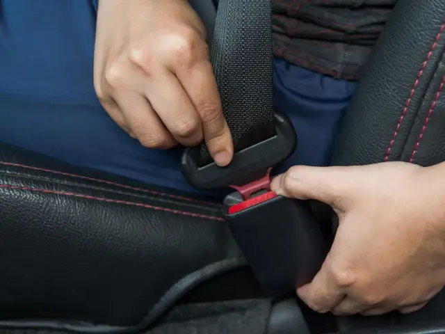 Jak zbudowane są pasy bezpieczeństwa i jak chronią życie w samochodzie