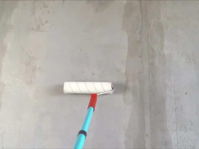 Gruntowanie ścian przed tynkowaniem: Poradnik eksperta krok po kroku