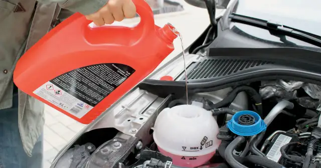 Borygo czy Petrygo: Który płyn chłodniczy wybrać dla Twojego auta?