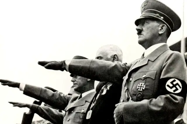 Dlaczego Niemcy wybrali Hitlera? Kluczowe przyczyny i kontekst historyczny