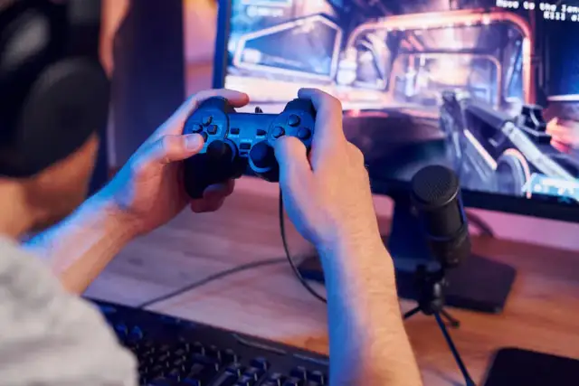 Czy granie w strzelanki to grzech? Odkryj moralne konsekwencje