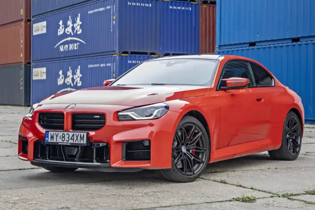 BMW M2 cena - Nowe czy używane? Koszty zakupu i utrzymania.