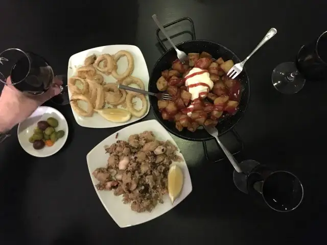 Co zjeść w Walencji? Odkryj smaki, których nie możesz przegapić