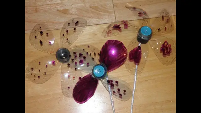 Jak zrobić wiatrak ogrodowy z butelki - proste i efektowne DIY