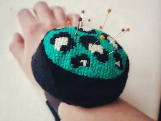 Szycie okrągłej poduszki: Twój prosty poradnik DIY od A do Z!