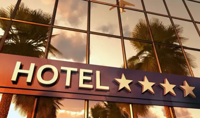 Gwiazdki hotelowe w Polsce: Rozszyfruj standardy i wybierz idealny hotel