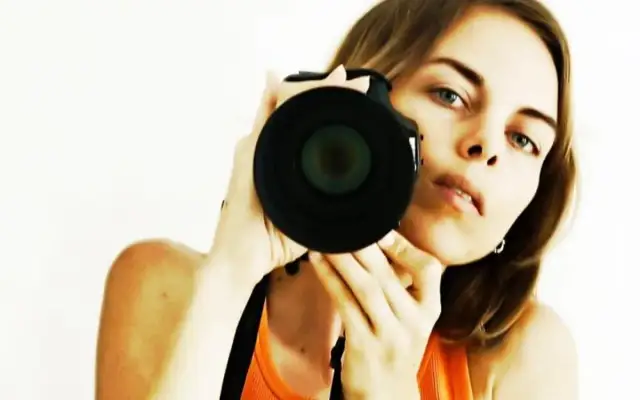 Jak połączyć aparat z telefonem i uniknąć problemów z transferem zdjęć