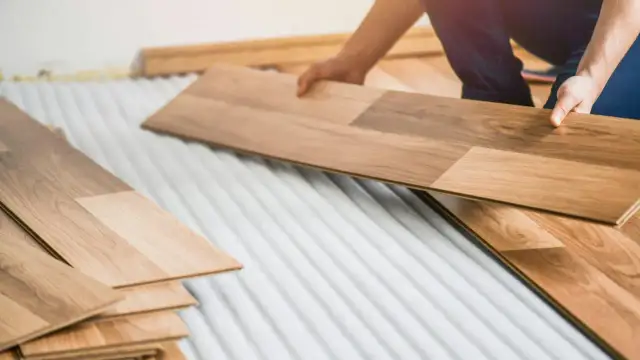 Czy można kłaść panele na ogrzewanie podłogowe? Sprawdź, co wybrać