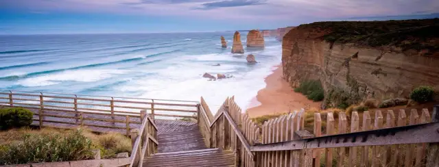 Czy w Australii jest bezpiecznie? Odkryj prawdziwe zagrożenia i bezpieczeństwo