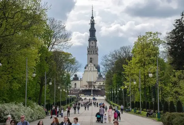 Częstochowa: Co zwiedzić? Odkryj atrakcje poza Jasną Górą!