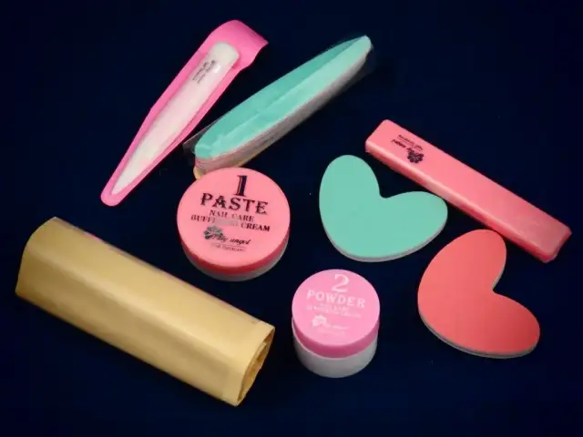 Manicure japoński p shine czy lily angel - który wybór jest lepszy?