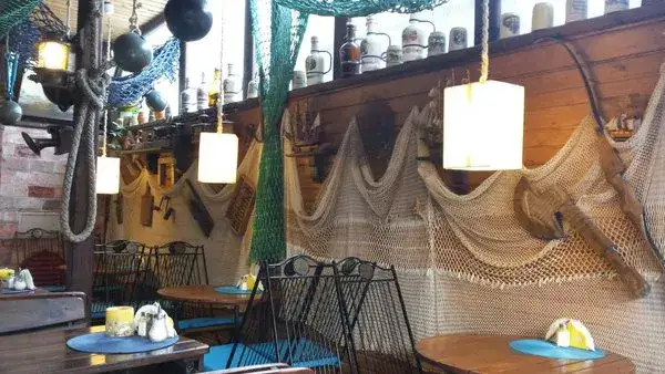 Gdzie zjeść w Darłowie? Odkryj najlepsze lokale gastronomiczne