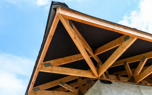 Ile łat i kontrłat na dach 200m2 - uniknij kosztownych błędów