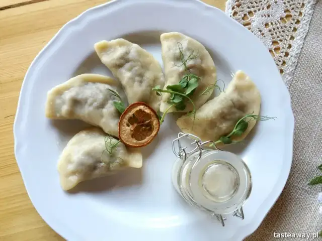 Gdzie zjeść w Zakopanem? Przewodnik po najlepszych smakach Podhala