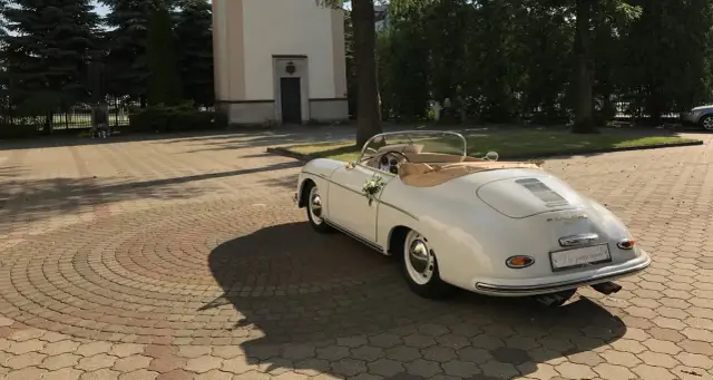 Samochód do ślubu: Jaki wybrać? Inspiracje i ceny