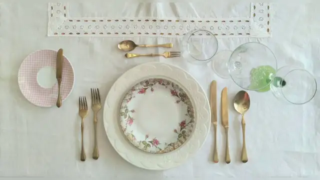 Jak nakryć stół? Kompletny przewodnik po savoir-vivre