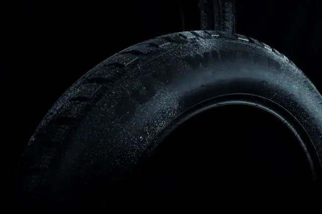 Jakie opony do SUV 4x4 wybrać, aby zapewnić bezpieczeństwo i komfort?