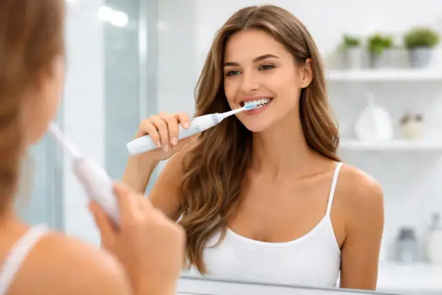 Szczoteczka soniczna: Ile ruchów? 62 000 czy 96 000 co wybrać?