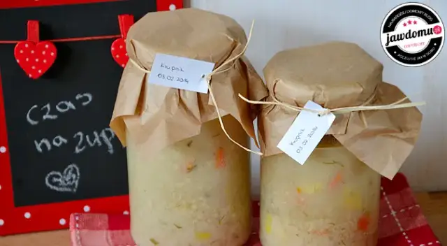 Wekowanie zup krok po kroku: Prosty przewodnik po domowych przetworach