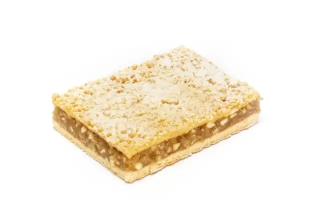 Ile kalorii ma szarlotka? Zaskakujące różnice w kaloryczności!