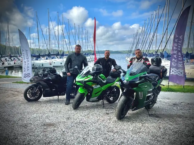 Mazury motocyklem: Trasy, atrakcje, porady. Twój przewodnik!