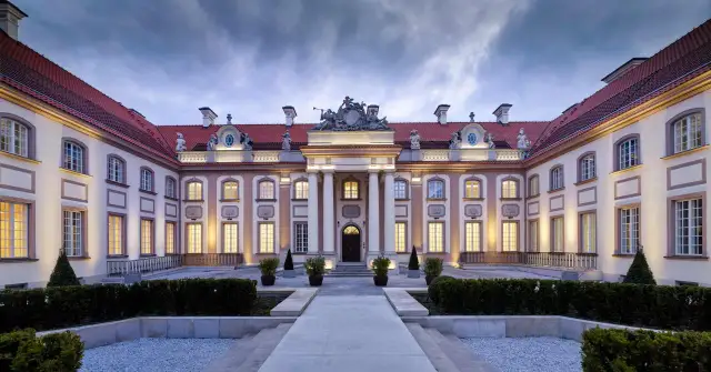 Czym się różni hotel 4-gwiazdkowy od 5 i co tracisz wybierając gorszy?