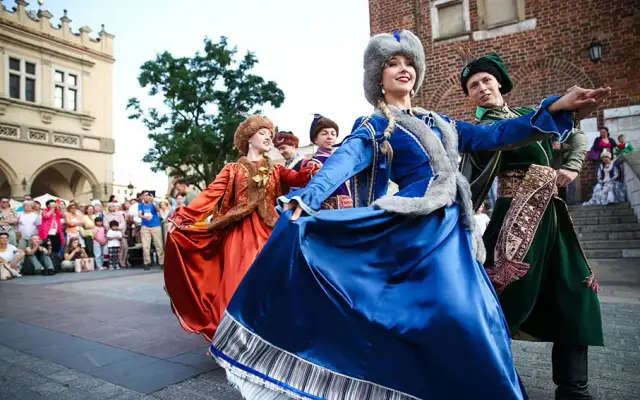 Skąd pochodzi taniec polonez i jak wpłynął na polską kulturę