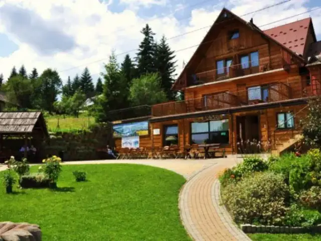 Bacówka na Obidzy: Szlaki, noclegi, atrakcje. Gotowy na Beskidy?