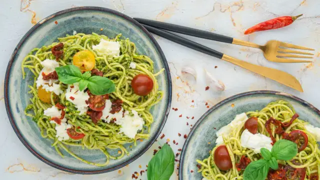 Kaloryczność makaronu spaghetti: Ile kcal ma talerz? Prawda o diecie