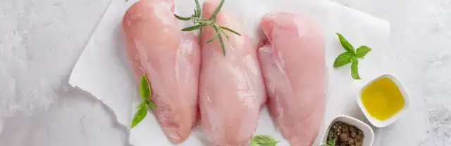 Ile kalorii ma 100g kurczaka? Sprawdź, co warto wiedzieć o diecie