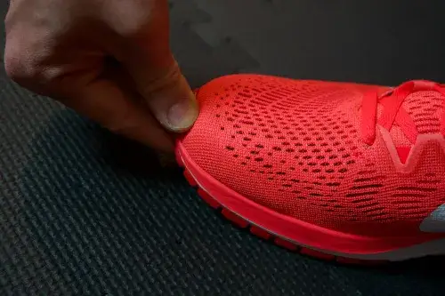 Jak uniknąć błędów przy wyborze rozmiaru butów do biegania