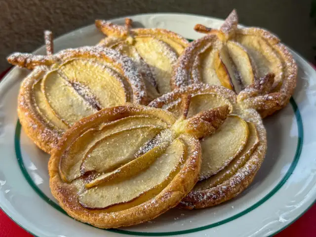 Pękające całuski z jabłkiem? Odkryj sekrety mistrza!