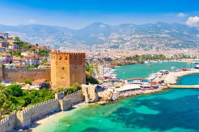 Alanya: 12 atrakcji poza kurortem. Które wybierzesz na wycieczkę?