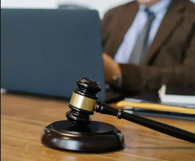 Adwokat w Katowicach – kiedy warto skorzystać ze wsparcia?