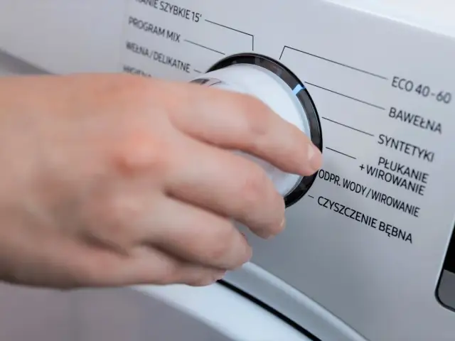 Ile prądu zużywa pralka? Oblicz koszt prania i oszczędzaj