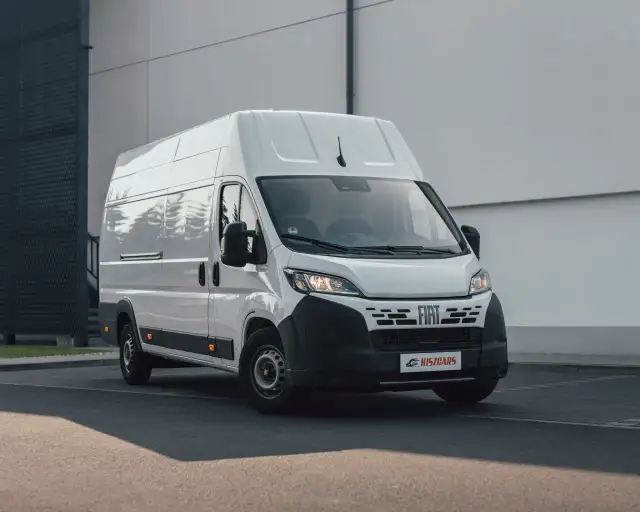 Prawo jazdy na busa 10-osobowego: B czy D1? Uniknij mandatu!