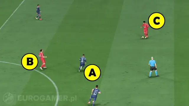 FIFA 22: Skuteczny odbiór piłki. Opanuj obronę i wygrywaj!